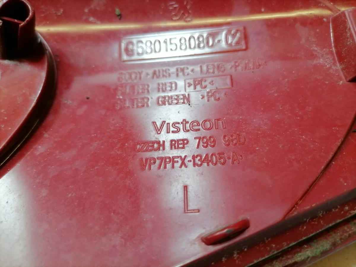 Peugeot 207 SW Kombi original Rücklicht Rückleuchte links BJ08